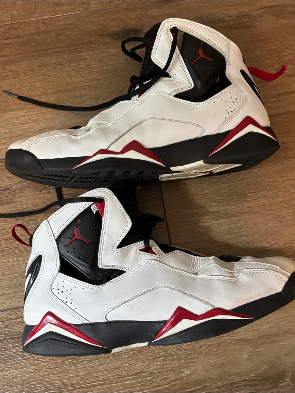 Jordan Mens Size 11 White/Black/Red High-Top Sneakers